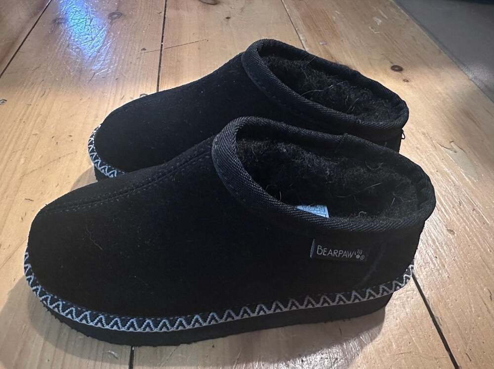 Bearpaw Black Suede Slip-On Slippers Clogs Lined 13